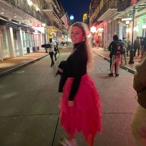 Meet your Posher, Lynsey